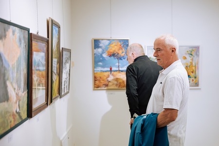 Sprehod skozi čas – Likovna razstava DU Ravne (2)